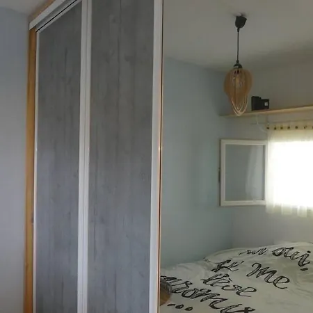 Appartamento Cosy, Vue à 5 Min à Pied De La