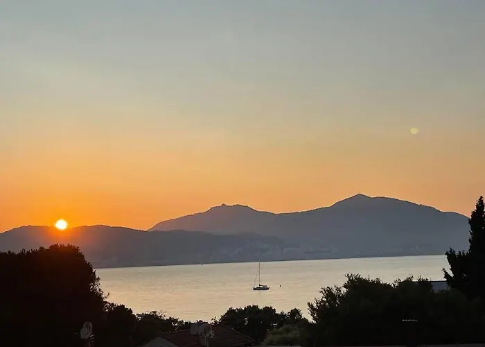 Cosy, Vue A 5 Min A Pied De La